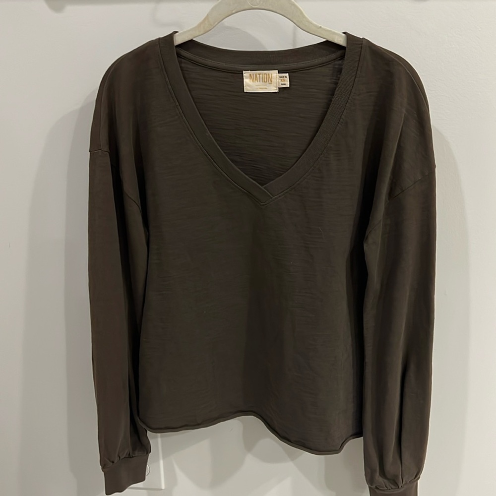 Olive NATION long sleeve